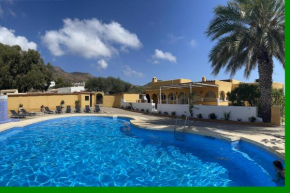El Oasis, Mojacar